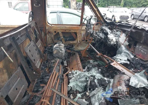 1995 Ford F150 z USA, uszkodzony, nr VIN 1FTDF15Y2SNA75230